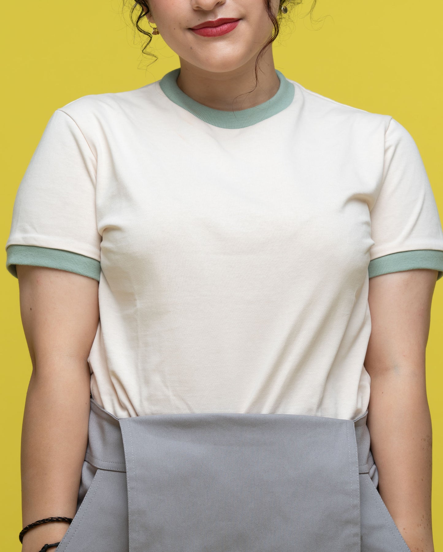 [Sample Sale] Short-sleeved cotton tee in classic beige oatmeal mix with mint green